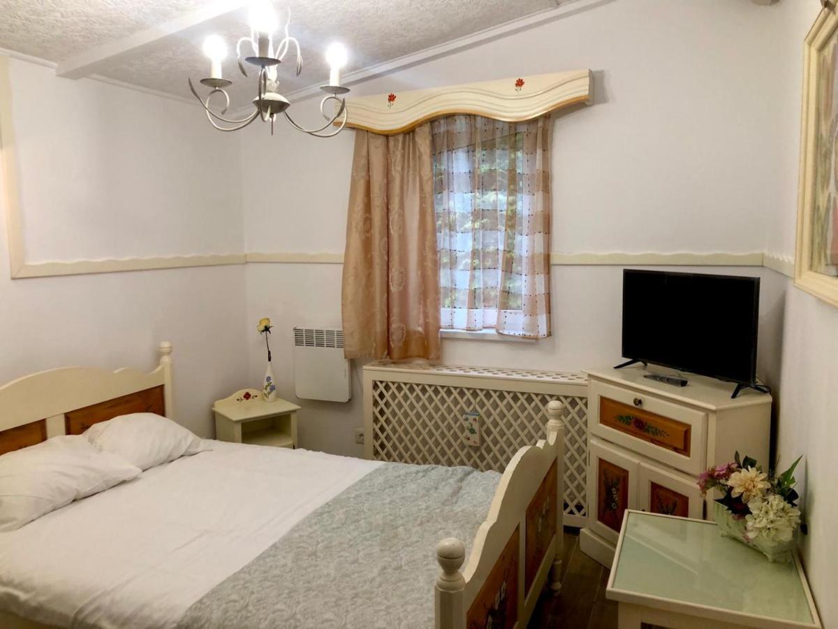 Vila Horia Bradet Сэчеле Экстерьер фото
